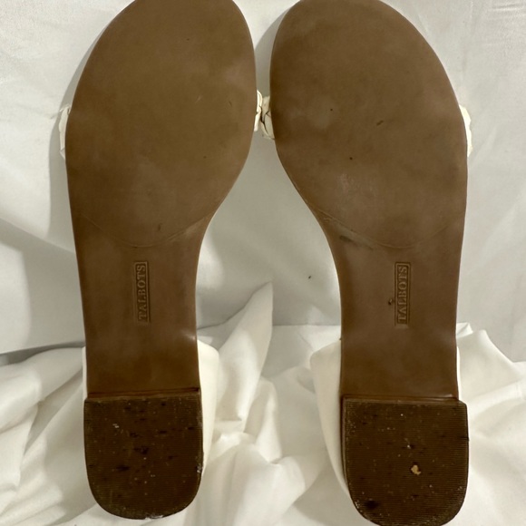 White Talbots Braid Sandals Size 8M - Picture 4 of 6